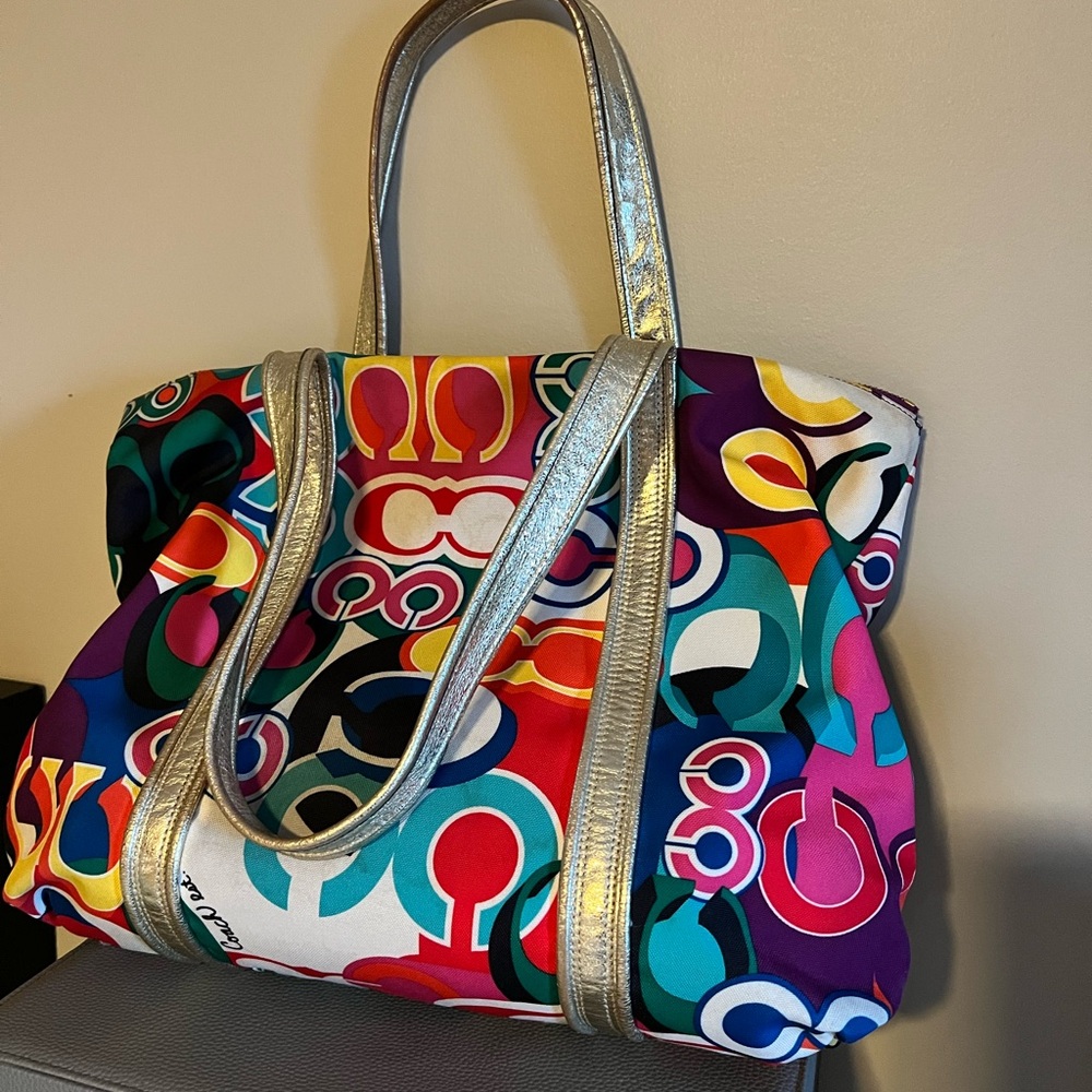 Coach Poppy Graffiti Tote Bag Signature Glam Retired Style 13839 Multi Color Y2K - Picture 3 of 7